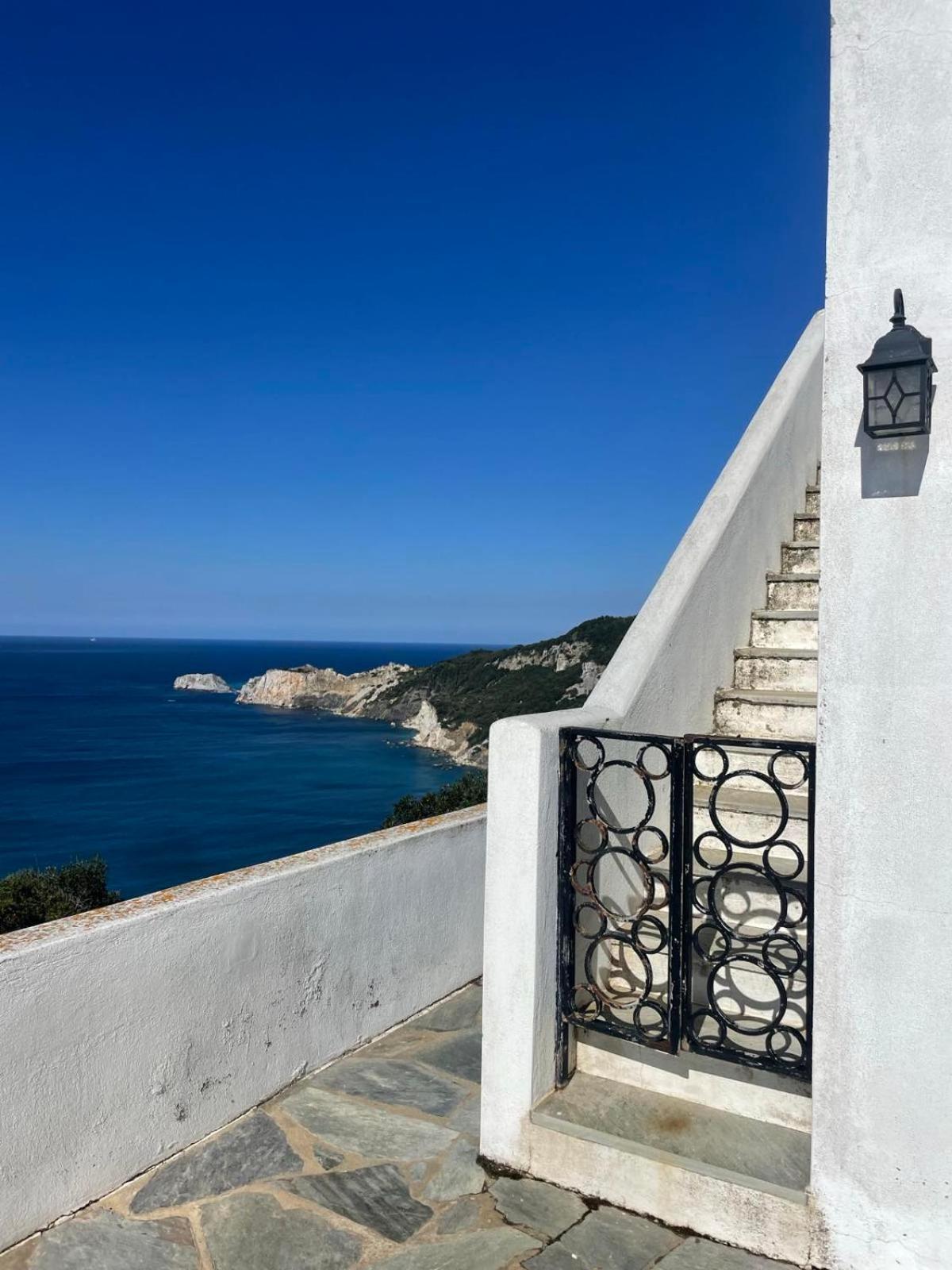 Allure Luxury Villas 3&4 Serenity Retreat Moni Evaggelistrias 外观 照片